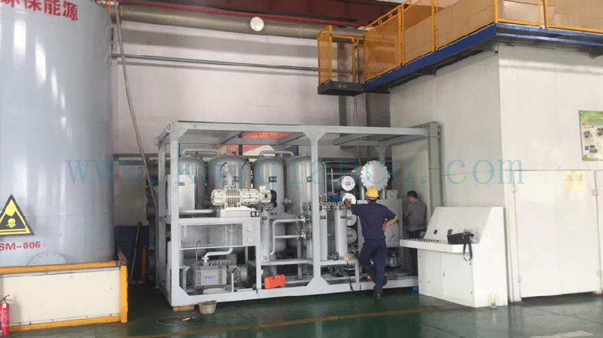 南京環(huán)保公司雙級(jí)真空濾油機(jī)現(xiàn)場使用